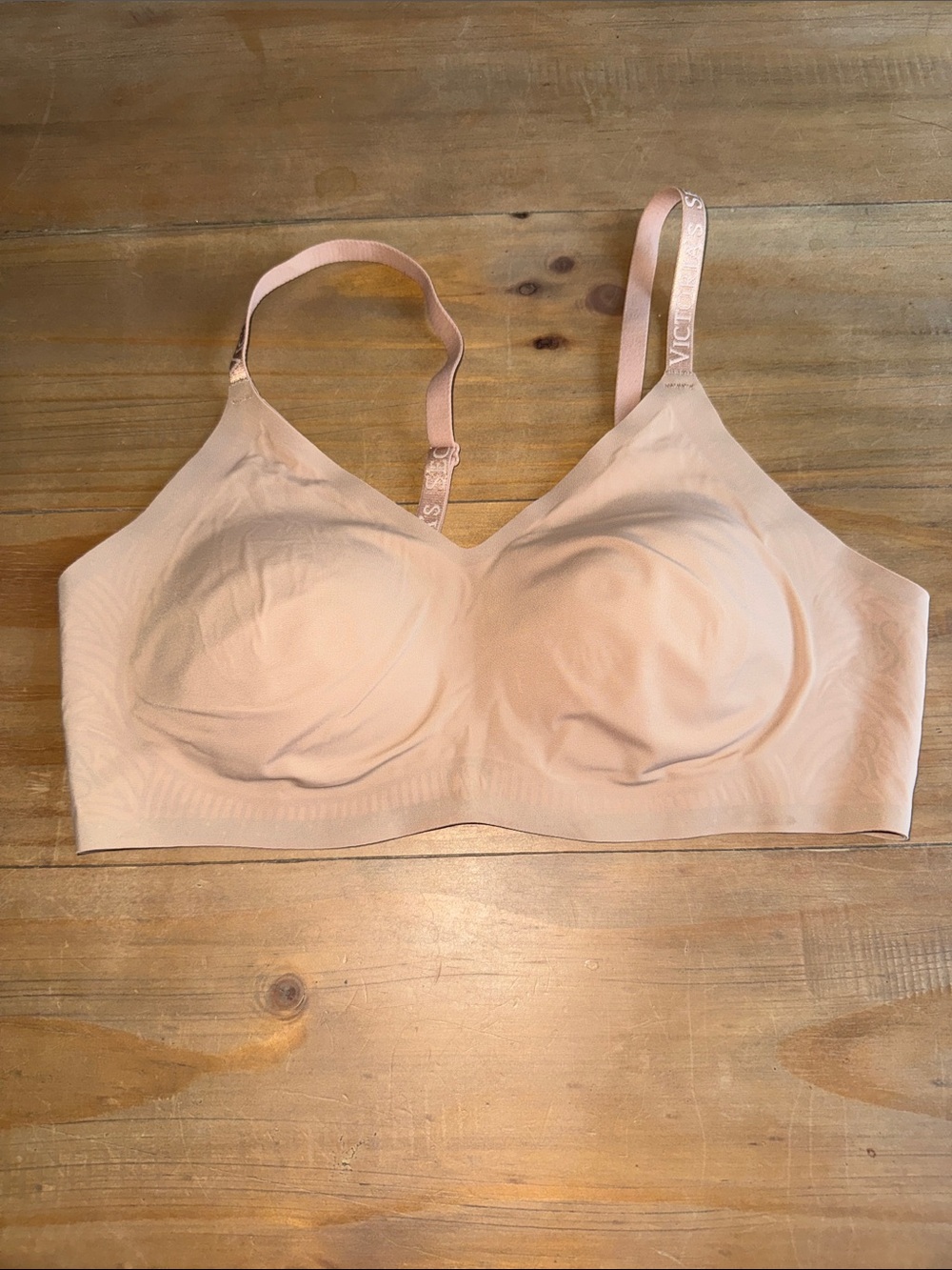 Victoria's Secret Nude Wireless Comfort Bra